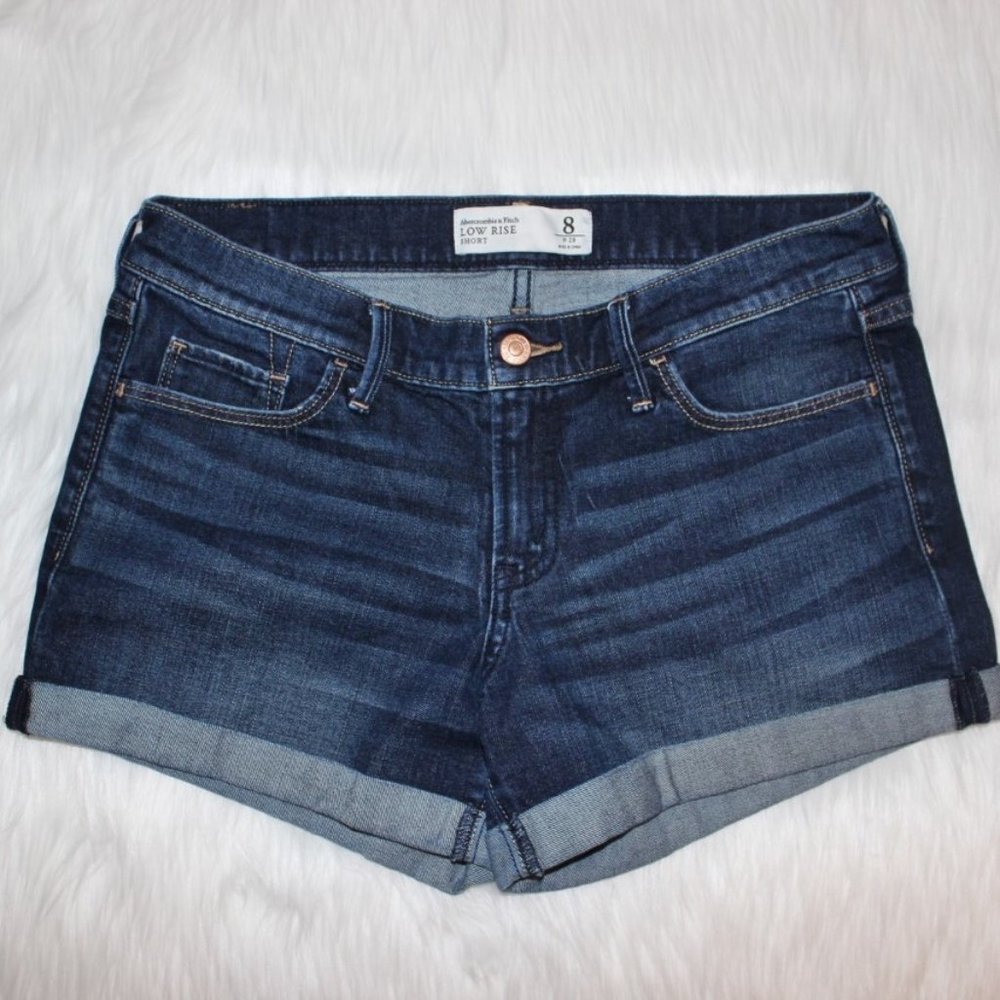 Abercrombie & Fitch Low Rise Shorts Size 8 (29)